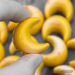 Moule Chocolat Demie-Lune à Facettes 3,5 x 3,1 cm (x21) Chocolate World 7 Moule Chocolat Demie-Lune à Facettes 3,5 x 3,1 cm (x21) Chocolate World -Pavoni Shop moule chocolat demie lune a facettes 35 x 31 cm x21 chocolate world 2