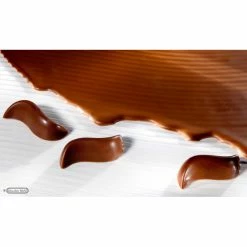 Moule Chocolat Vague 5 x 2,5 cm (x21) Chocolate World 11 Moule Chocolat Vague 5 x 2,5 cm (x21) Chocolate World -Pavoni Shop moule chocolat vague 5 x 25 cm x21 chocolate world 3